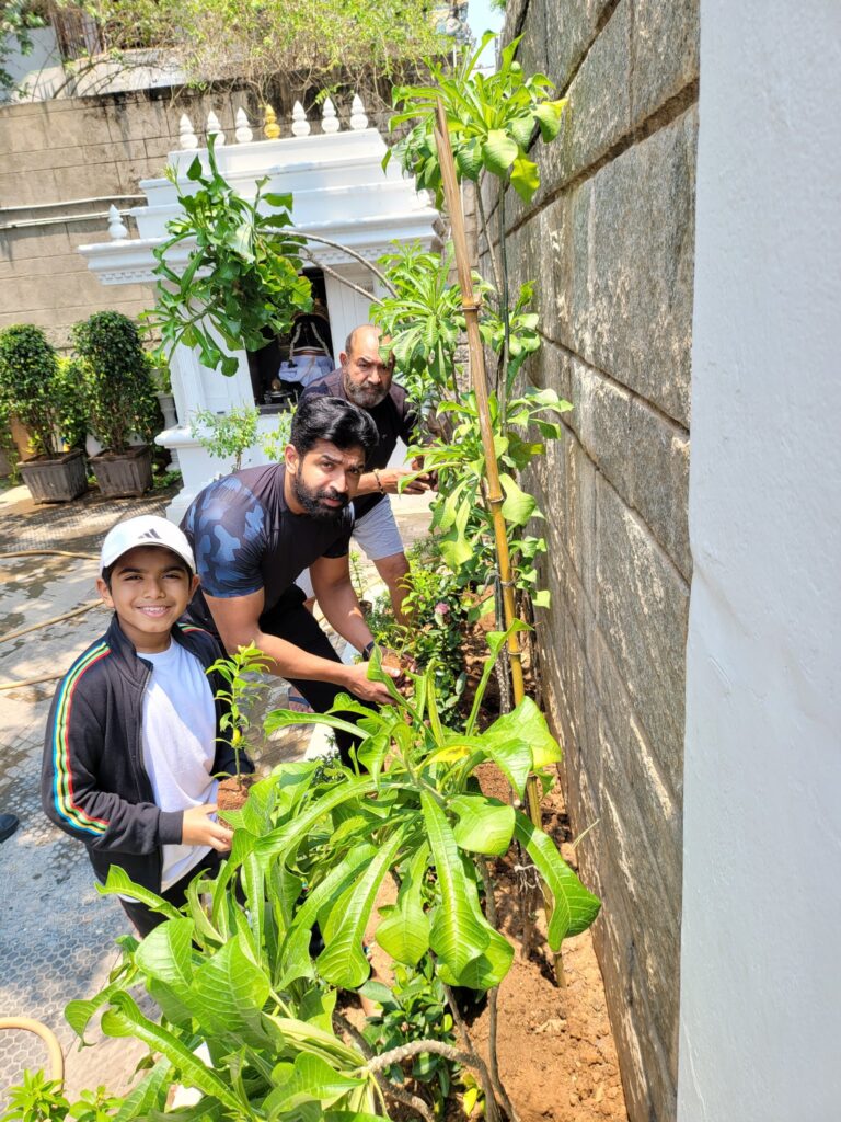 மரம் நட கற்றுக்கொடுத்த அருண் விஜய்