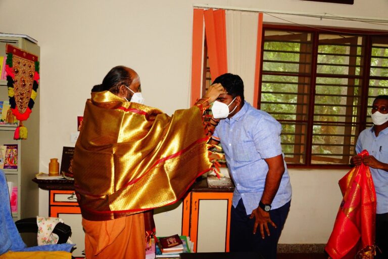 siravai adheenam annamalai