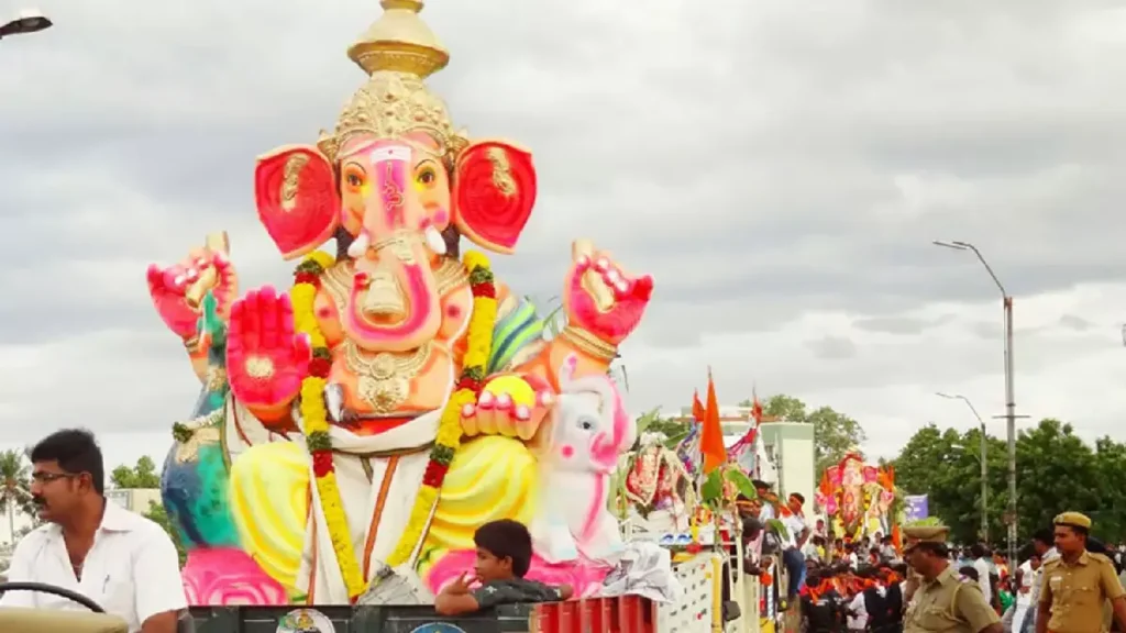 சென்னையில் விநாயகர் ஊர்வலம்… இந்த தேதிகளில் தான் நடத்த வேண்டும்… வெளியான அறிவிப்பு…!