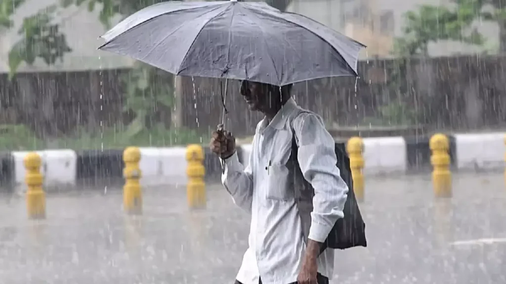 தமிழகத்தில் 4 மாவட்டங்களில்… இரவு 8 மணி வரை மழைக்கு வாய்ப்பு… வானிலை எச்சரிக்கை…!