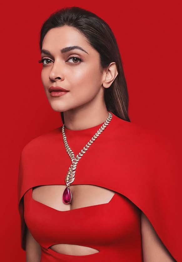 Deepika Padukone Dances into Our Hearts: Behind the Scenes of ‘Ghoomar’