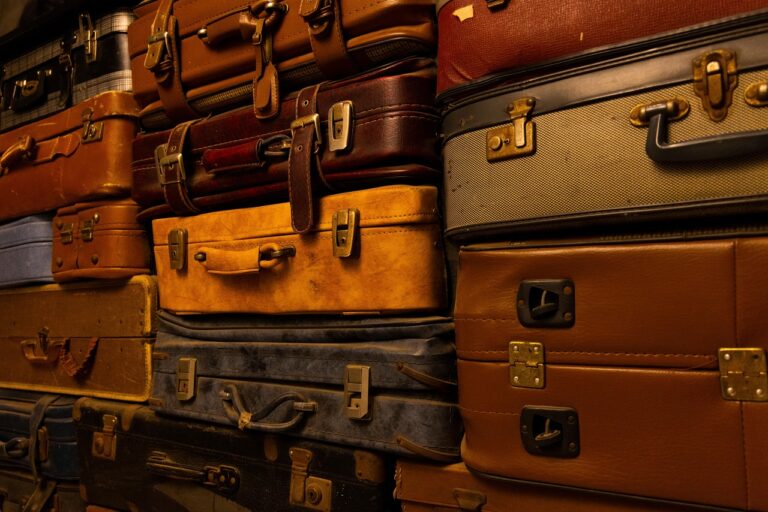 railway luggage rules