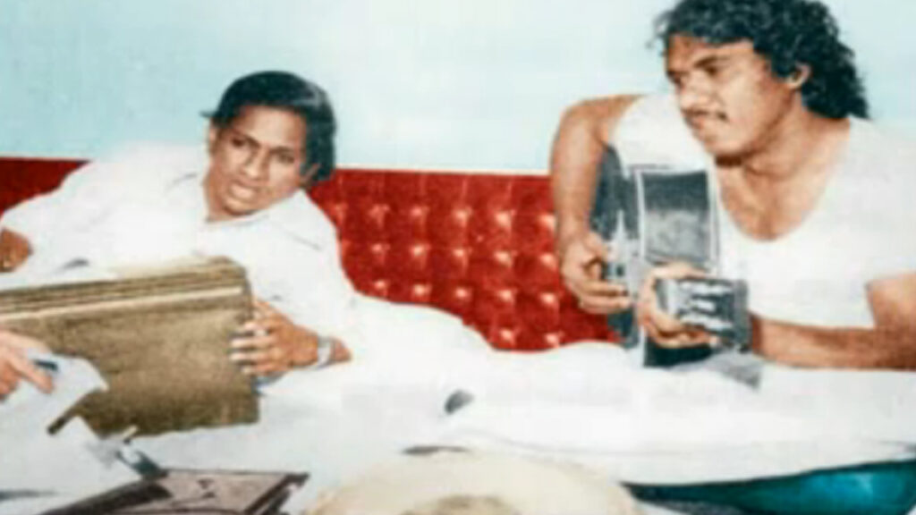 இனிமையாய் இருந்தும் படத்தில் வராத பாடல்கள்