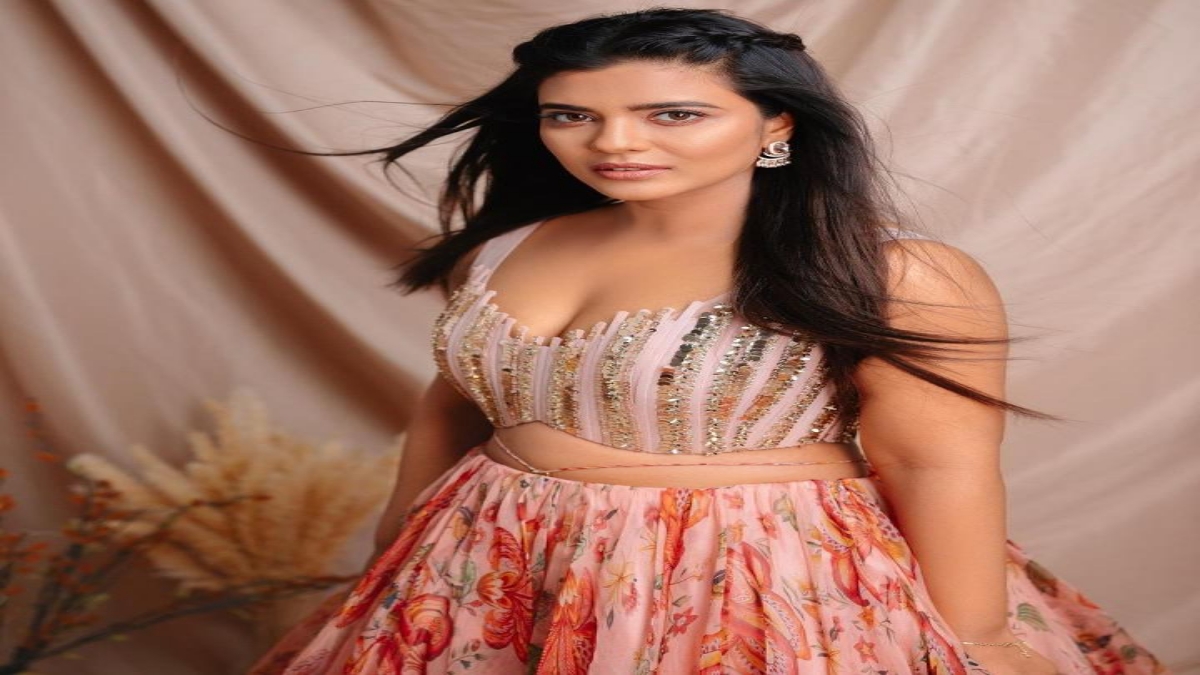 ஓ சுகுமாரி திரைப்பட அப்டேட்: முதல் லேடி பான்-இந்தியா மூவியா? அதிர்ச்சி தகவல்!