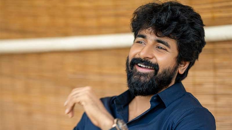 சிவகார்த்திகேயன் 14 ஆண்டுகள்: மெரினா முதல் பராசக்தி வரை - ஒரு எளியவனின் இமாலய சாதனை! 1 SK1