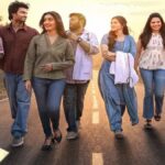 'இதயம் முரளி' விமர்சனம்: ஏக்கம் நிறைந்த காதலர்களின் கனவுலகம்! அதர்வாவின் இந்த ரொமான்டிக் பயணம் எப்படி இருக்கிறது? 20 Atharvaa and Preity Mukundhan in a romantic scene from the movie Idhayam Murali.